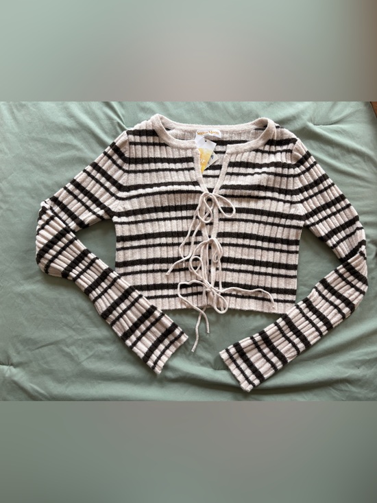 Sugar moon Sweaters - Brand new - Cream & Brown stripped tie sweater
